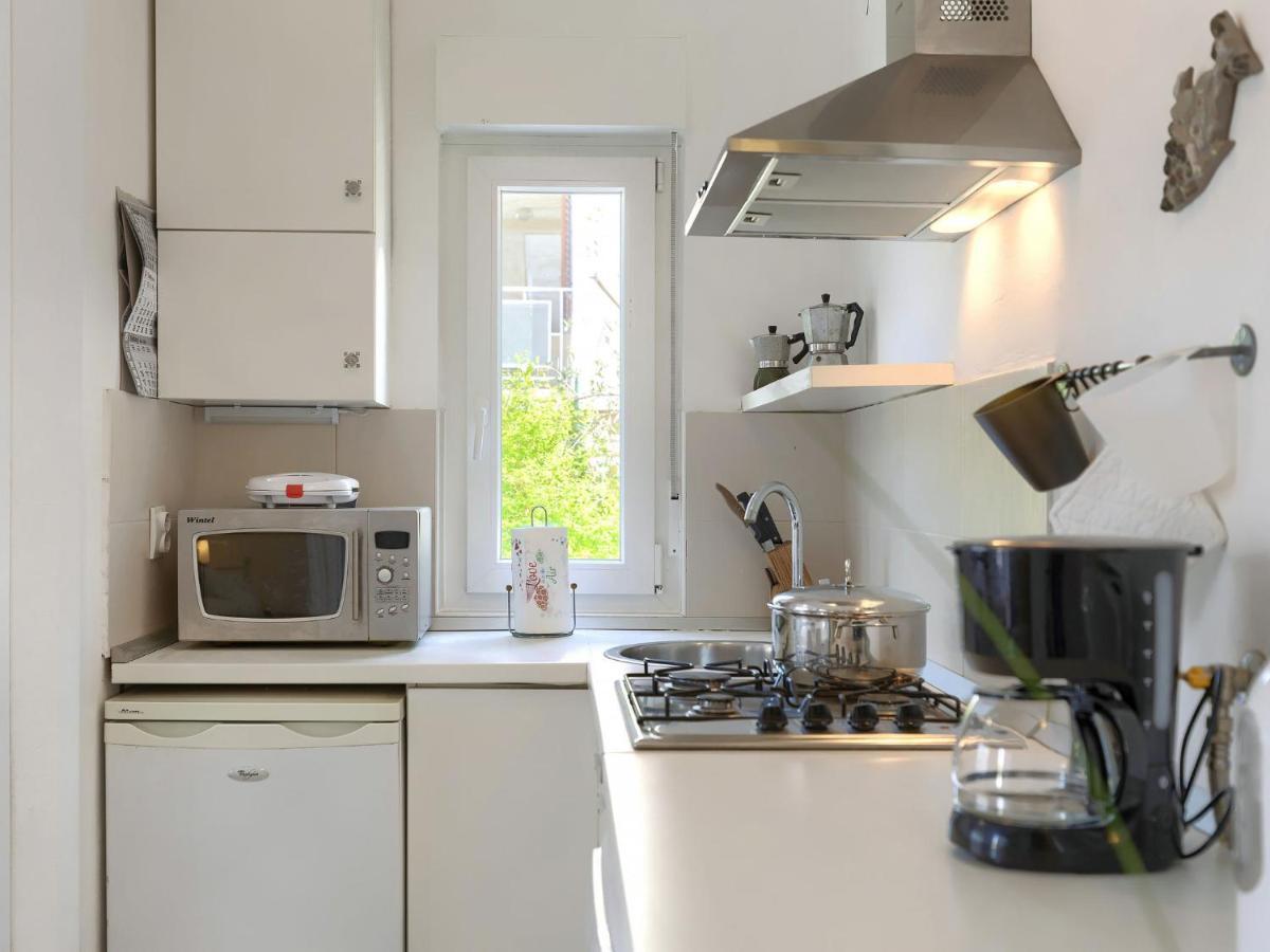 Apartment Laura By Interhome Пула Екстер'єр фото